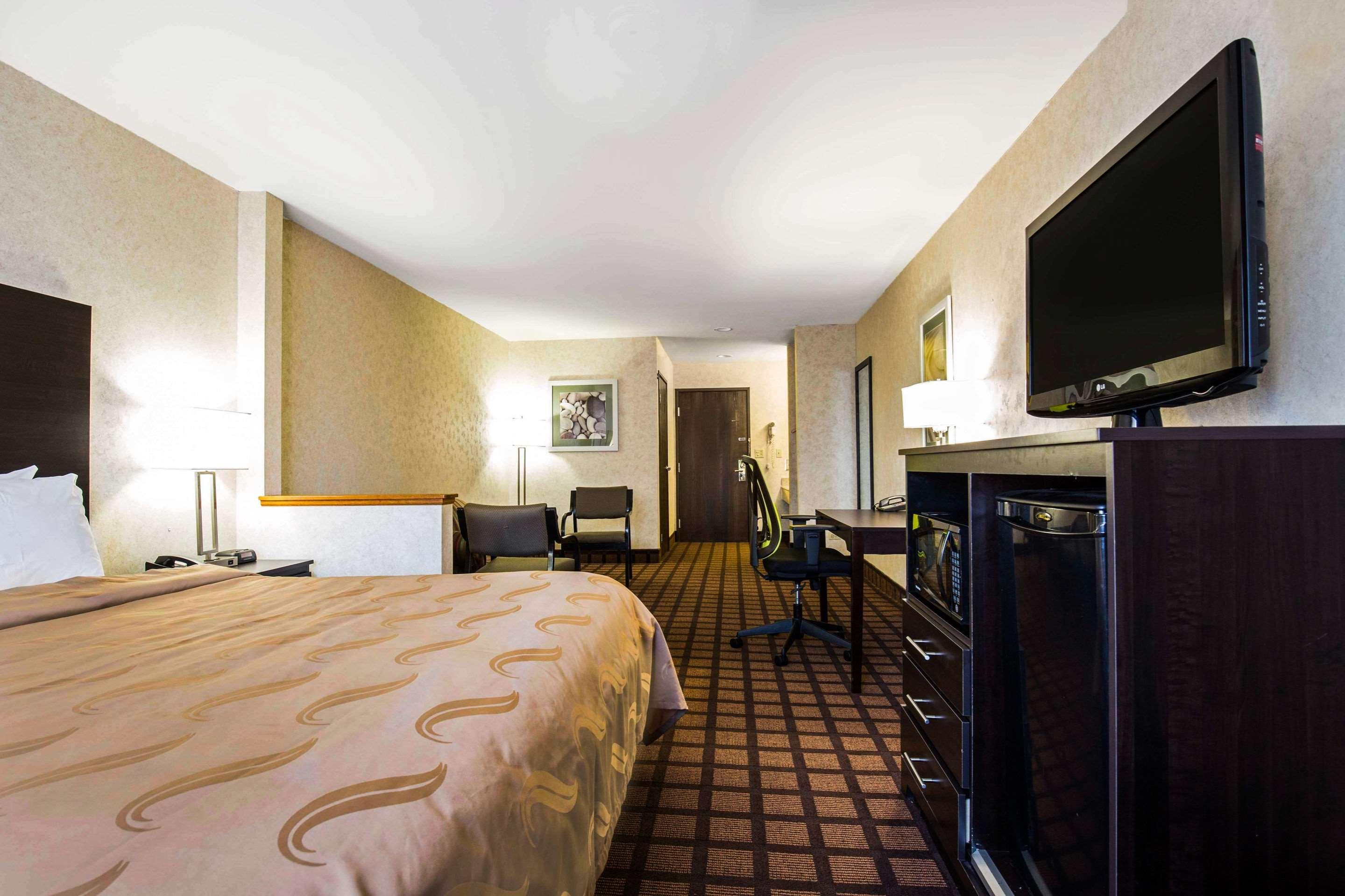 Quality Inn Monee I-57 Екстериор снимка
