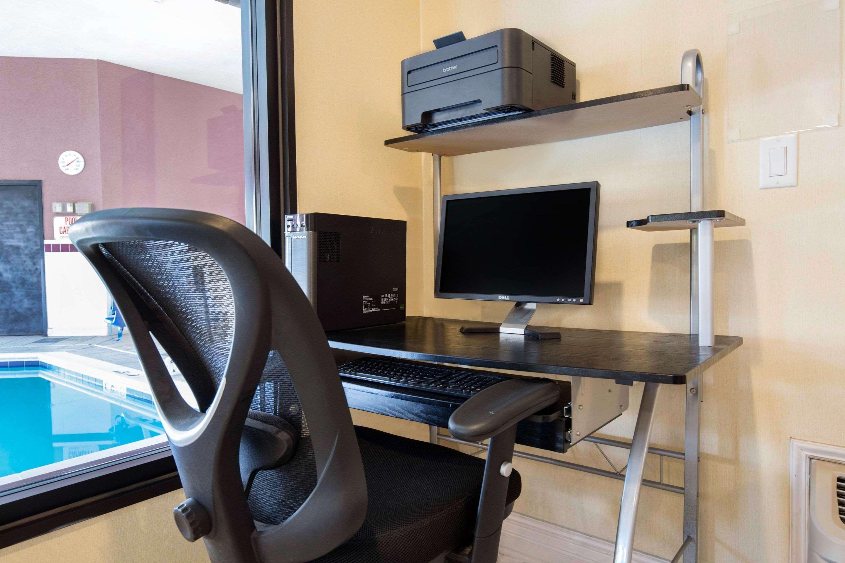Quality Inn Monee I-57 Екстериор снимка