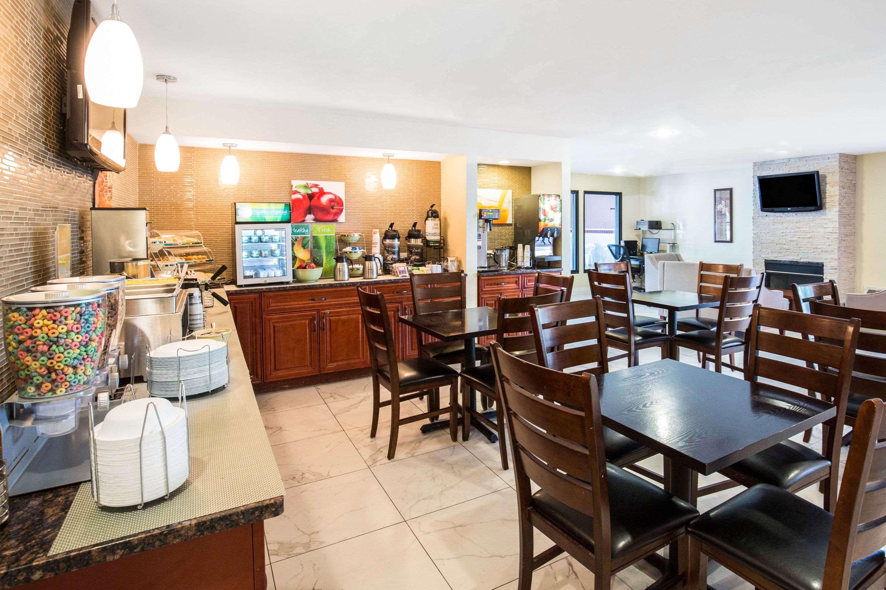 Quality Inn Monee I-57 Екстериор снимка
