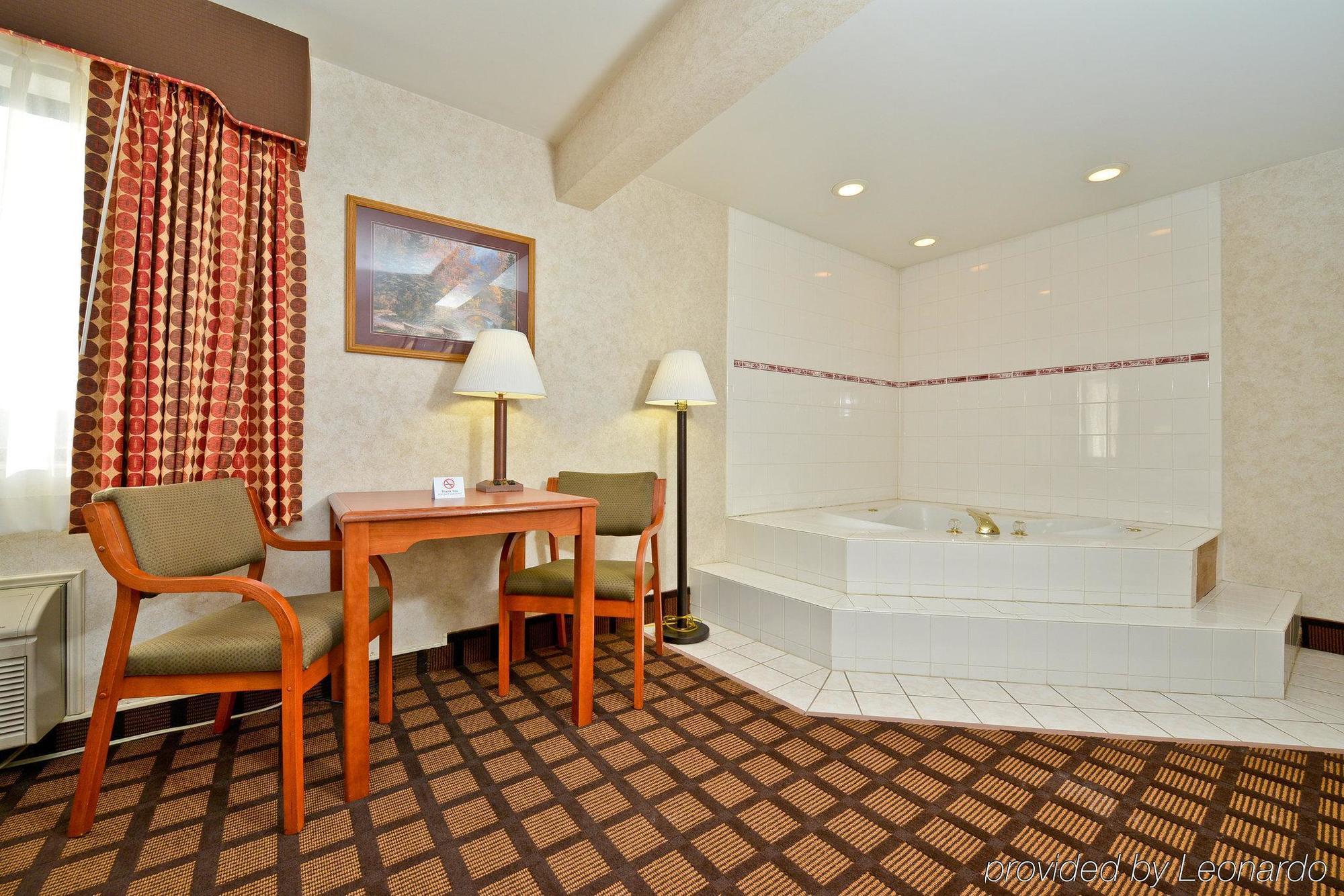 Quality Inn Monee I-57 Екстериор снимка